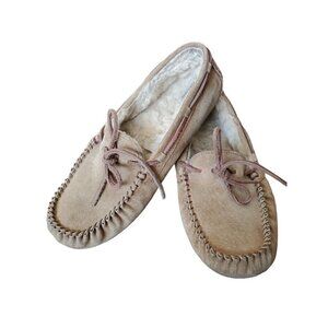 UGG Australia Women's Sz 9 DAKOTA Tan Brown Sheepskin Moccasin Slippers …